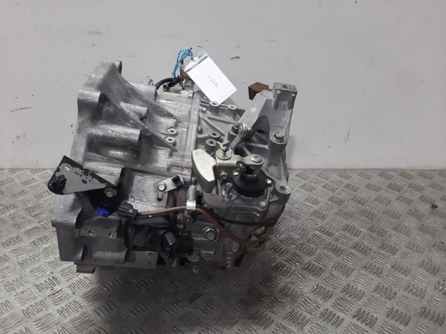 AA1001 Mazda