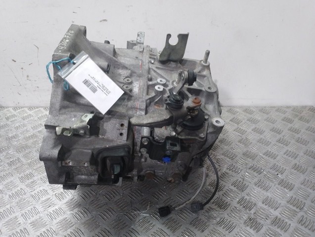 AA1001 Mazda