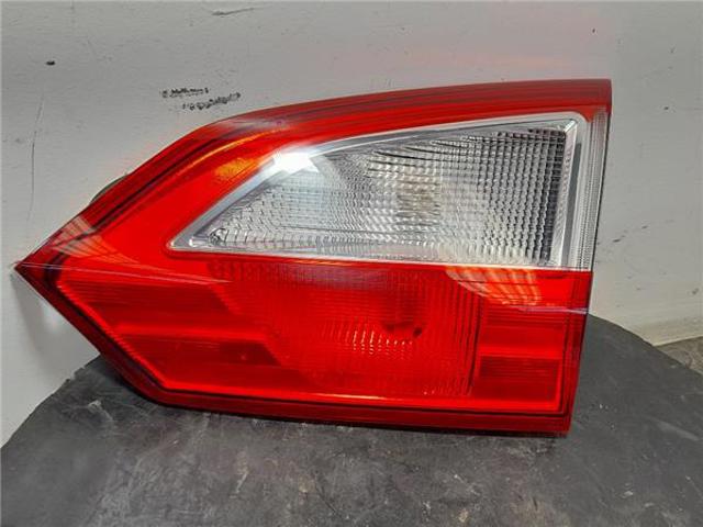 Lanterna traseira direita interna AM5113A602AF FORD
