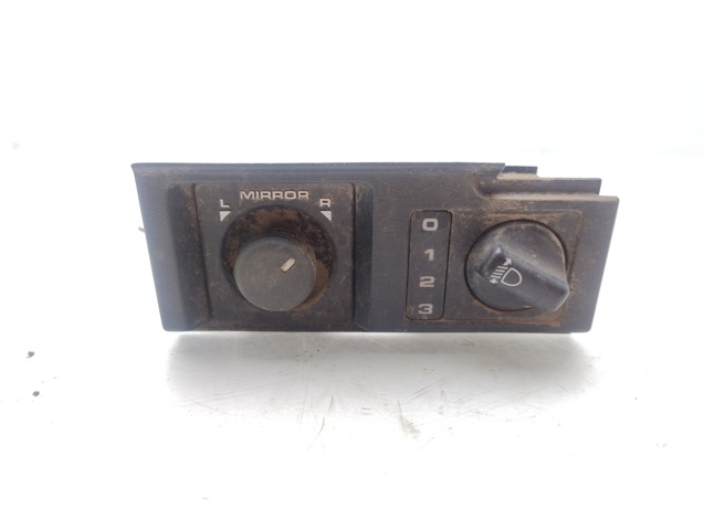 AMR2498 Land Rover