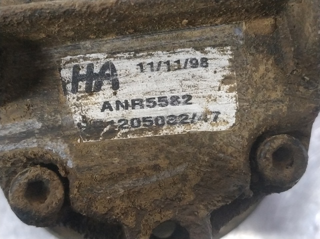 ANR5582 Land Rover