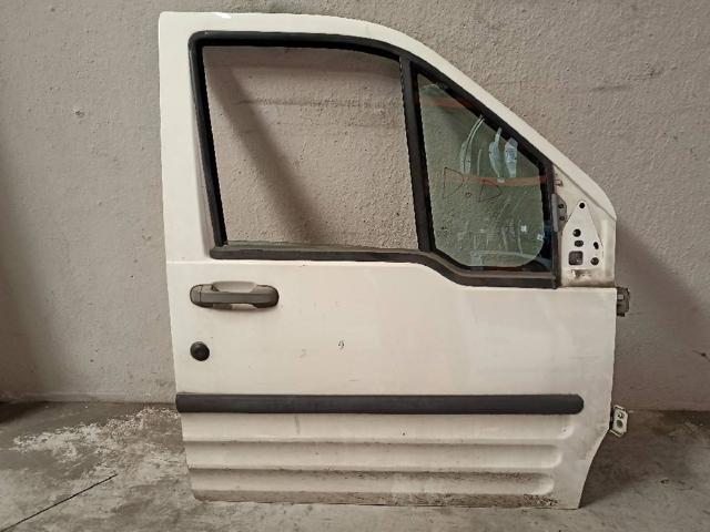 Porta dianteira direita AT16V20124AA FORD