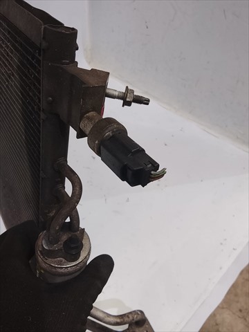 Radiador de aparelho de ar condicionado AV1119710FA FORD
