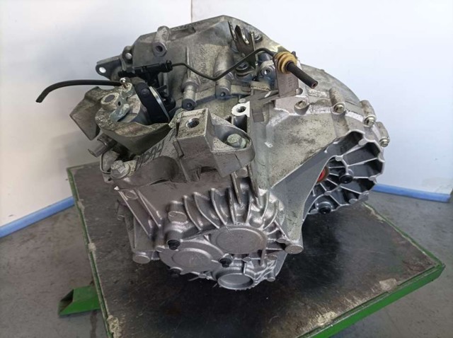 AV4R7002AB Ford