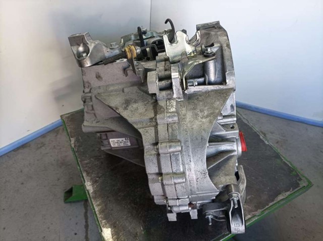AV4R7002AB Ford