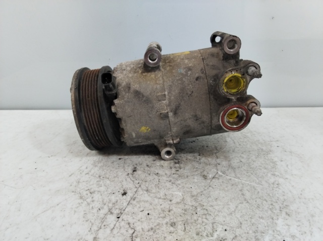 AV6119D629CA Ford