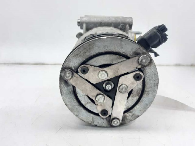 AV6119D629CB Ford
