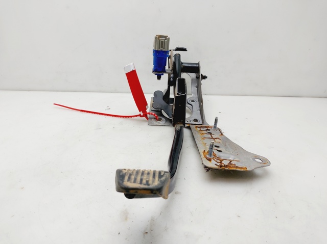AV612467AE Ford