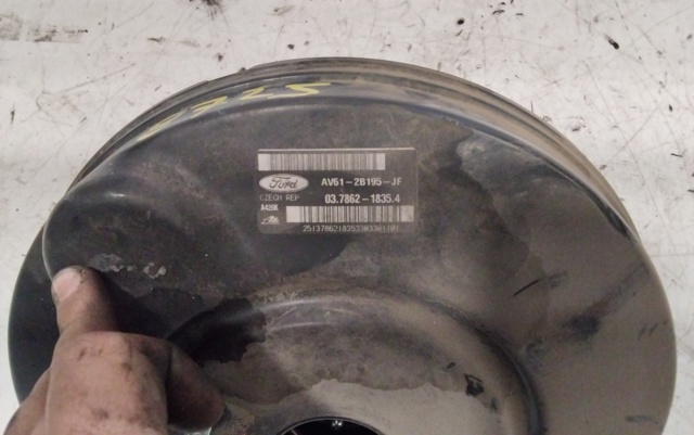 Reforçador dos freios a vácuo AV612B195JF FORD