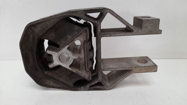 AV616P082AB Ford