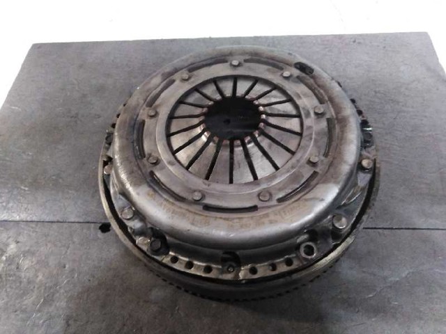AV617563CB Ford