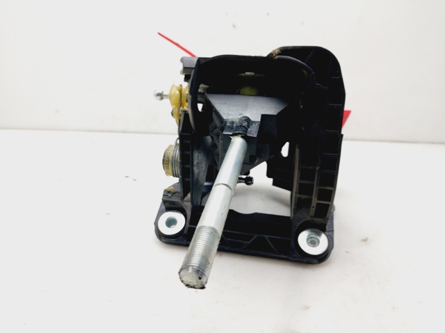 AV6R7C453MKG Ford