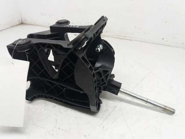 AV6R7C453MKG Ford