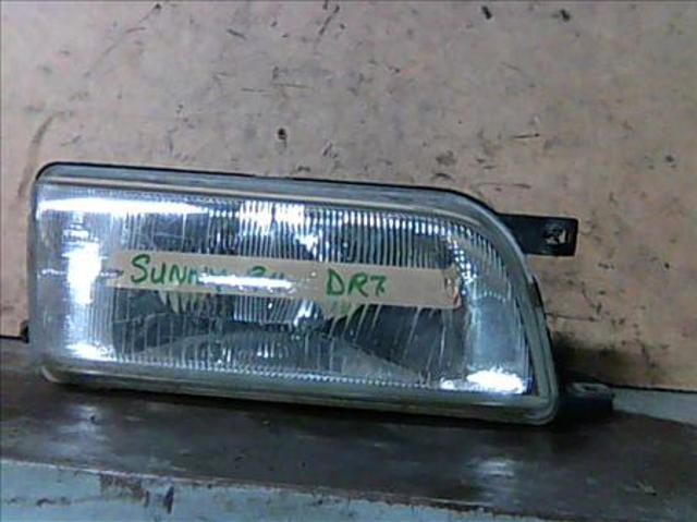 Luz direita B601063C12 NISSAN
