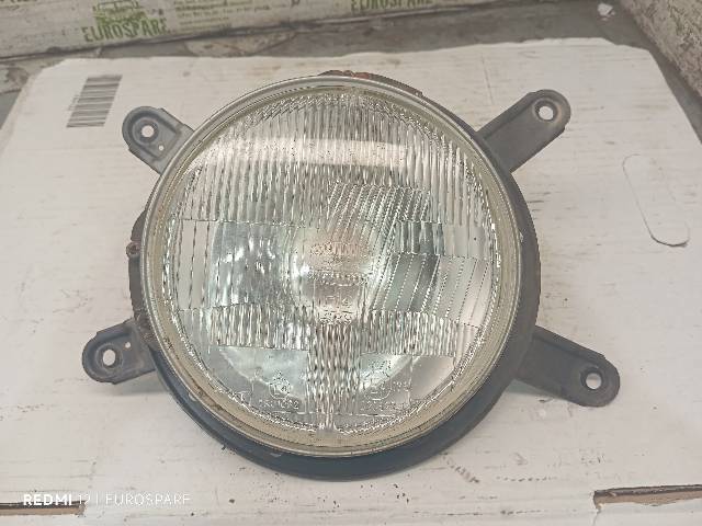 Luz esquerda para Nissan Patrol Y60
