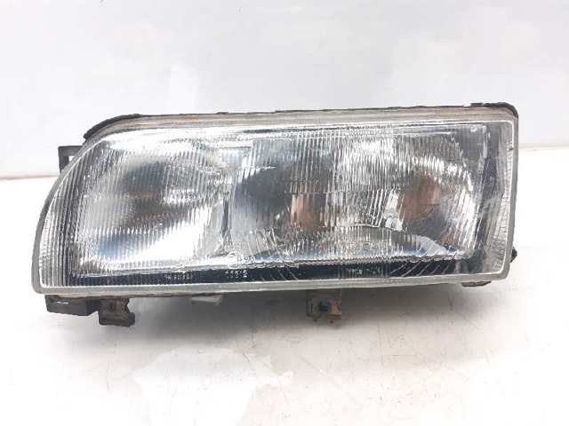 Luz esquerda para Nissan Primera P10