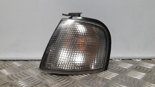 Pisca-pisca direito B613086J00 NISSAN