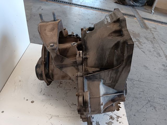 BA6R7002ABF Ford