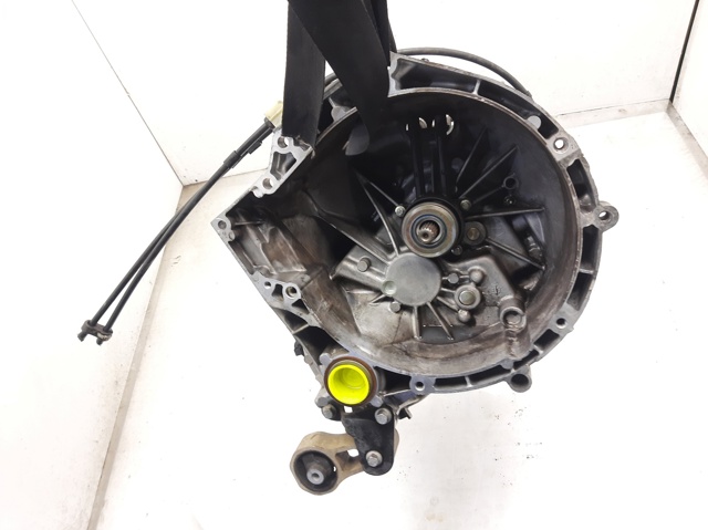 BA6R7002ABF Ford