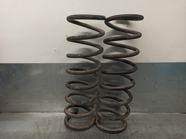 Mola traseira para Toyota Prius NHW20
