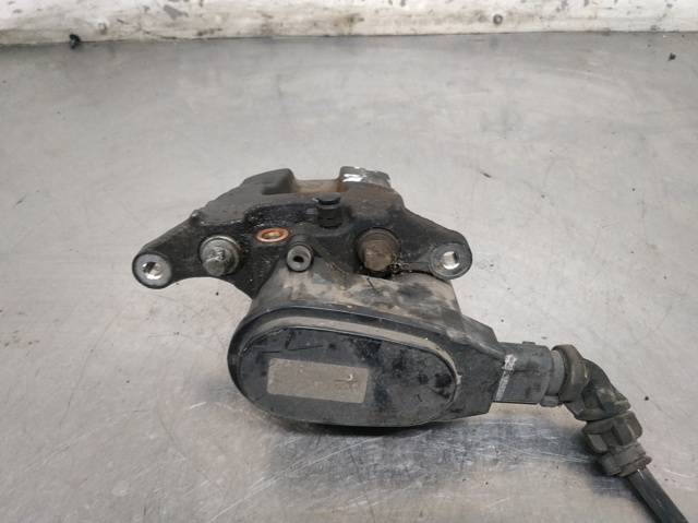 Suporte do freio traseiro esquerdo BC152009 HYUNDAI