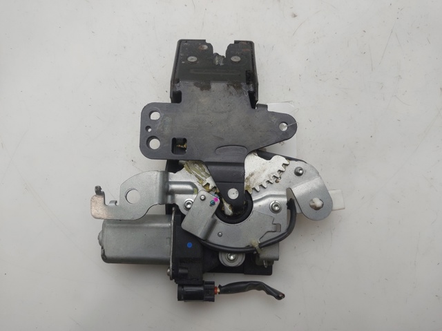 Fecho de tampa de porta-malas (de 3ª/5ª porta traseira) Mazda 3  BL ao melhor preço
