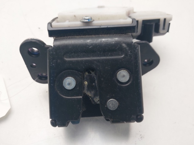 Fecho de tampa de porta-malas (de 3ª/5ª porta traseira) para Mazda 3 BL