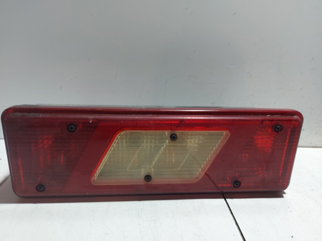 Lanterna traseira direita BK3113404CD FORD