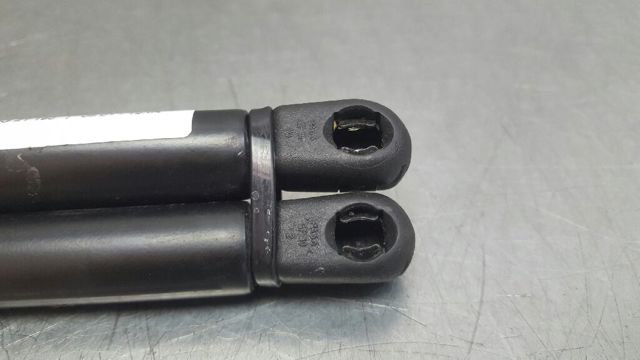 Amortecedor de tampa de porta-malas (de 3ª/5ª porta traseira) BMH500010 MG CHINA