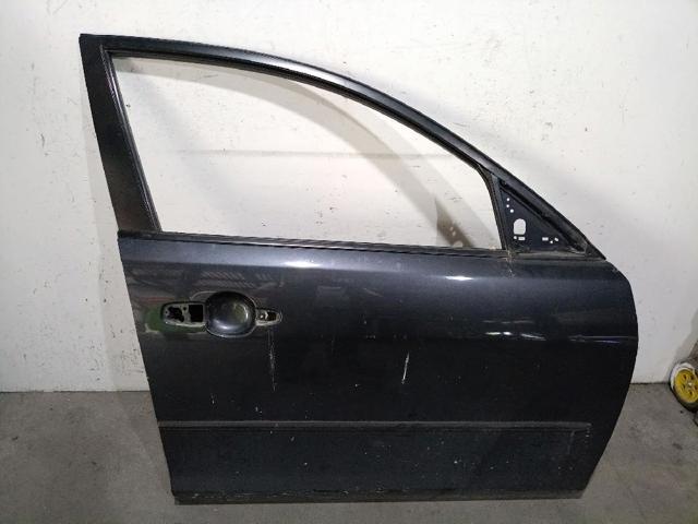 Porta dianteira direita BNYV5802XG MAZDA
