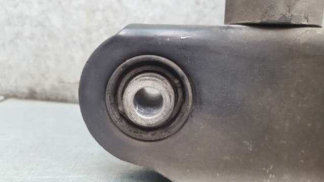Bloco silencioso dianteiro de braço oscilante traseiro longitudinal BP4K28250L MAZDA