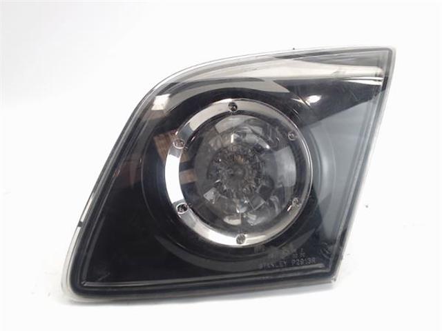 Lanterna traseira direita interna BP4M513F0B MAZDA