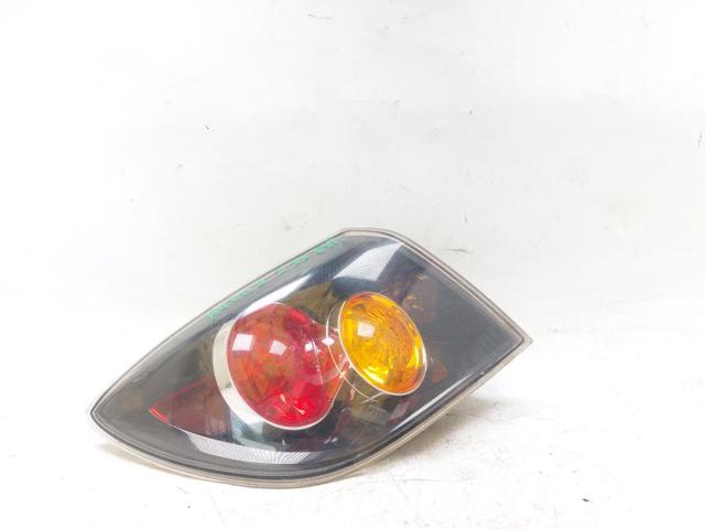 Lanterna traseira esquerda externa BP4S51160E MAZDA