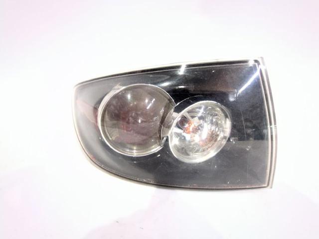 Lanterna traseira esquerda externa BR5H51160C MAZDA