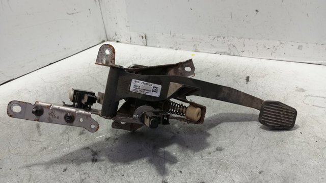 Pedal de embraiagem BV617B633GG FORD