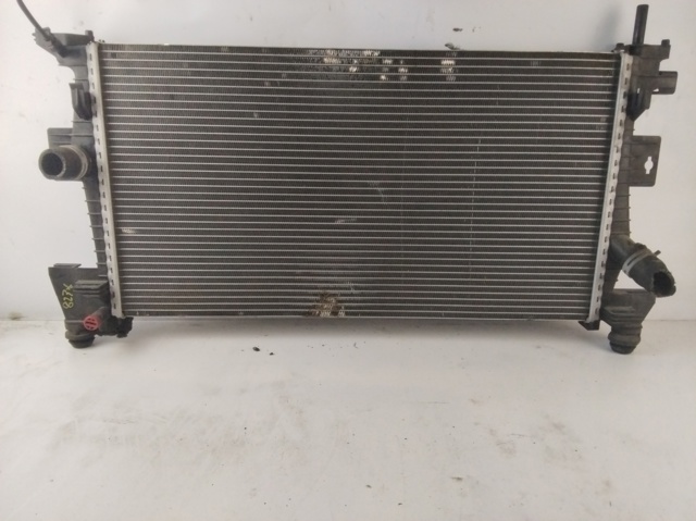 Radiador de esfriamento de motor BV618005AD FORD