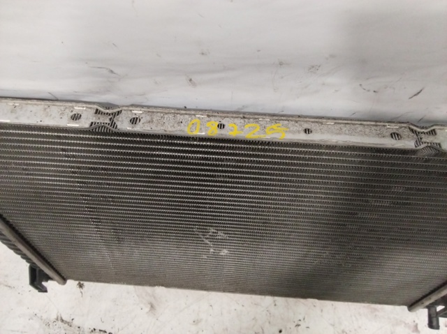 Radiador de esfriamento de motor BV618005BD FORD