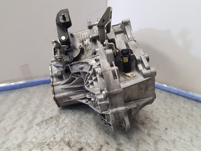 Caixa de Mudança montada (caixa mecânica de velocidades) BW3421 GM