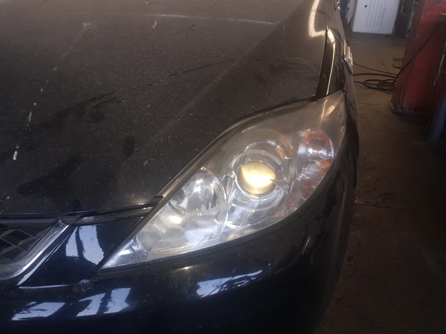 Luz esquerda C23551040 MAZDA