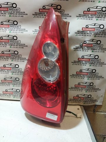 Lanterna traseira esquerda C23551160 MAZDA