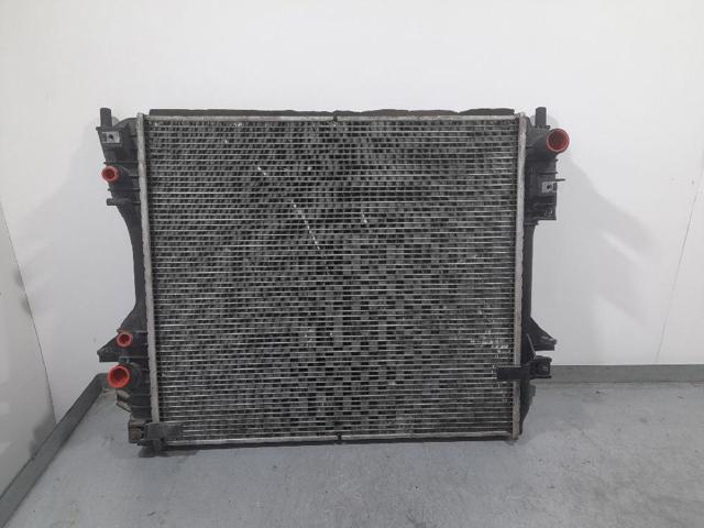 Radiador de esfriamento de motor C2D38733 JAGUAR