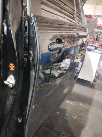 Porta traseira esquerda C2Y57302XE MAZDA