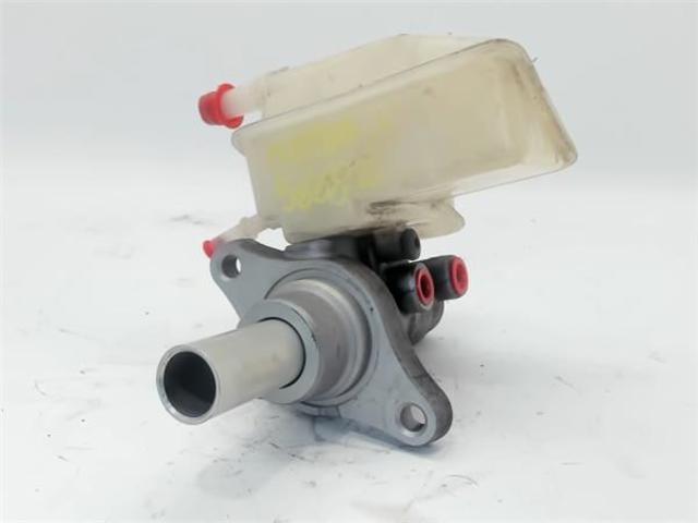 Cilindro mestre do freio CCY94340Z MAZDA