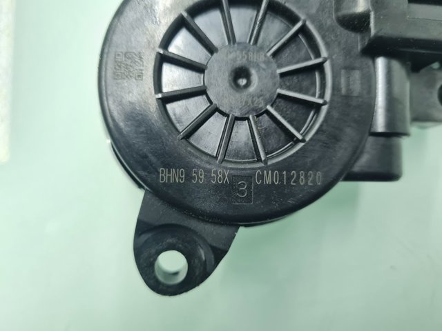 CM012820 Mazda