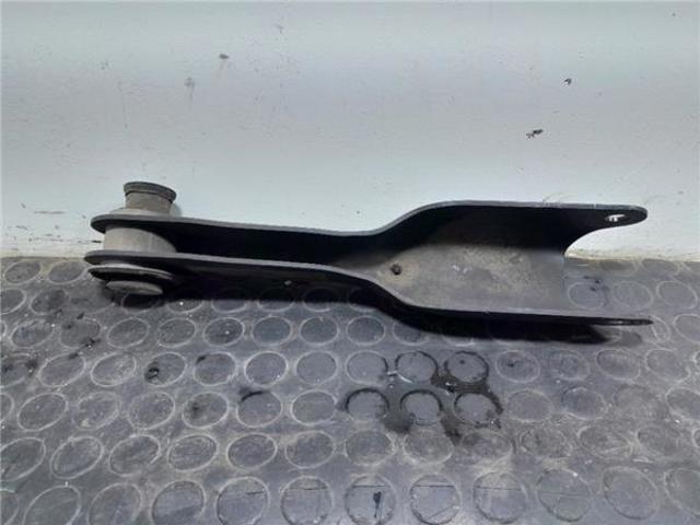 Braço oscilante inferior esquerdo de suspensão traseira CPLA5K976AE LAND ROVER