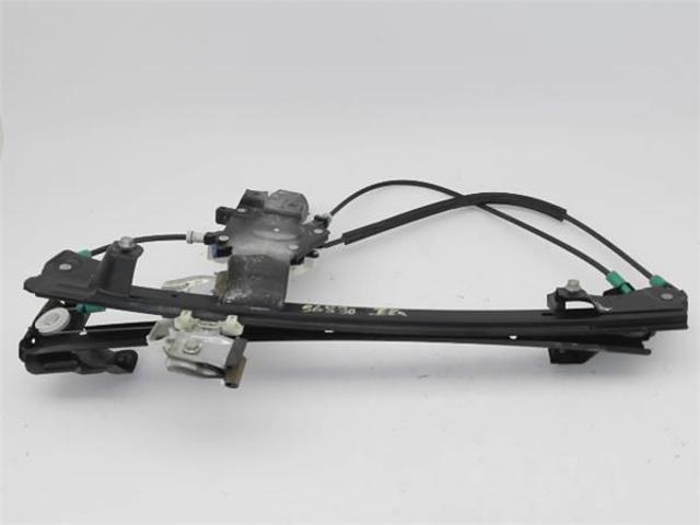CUH000030 Land Rover