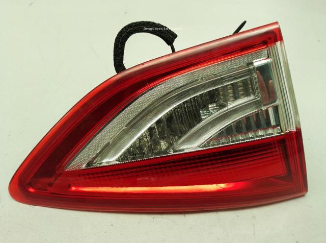 Lanterna traseira esquerda interna CV4413A603BF FORD