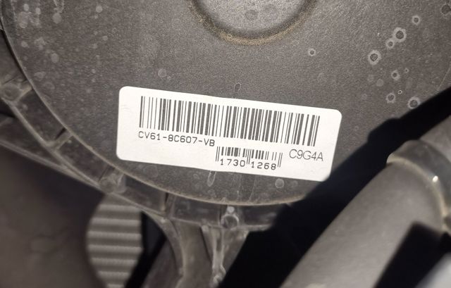 Difusor do radiador de esfriamento, montado com motor e roda de aletas CV618C607VB FORD