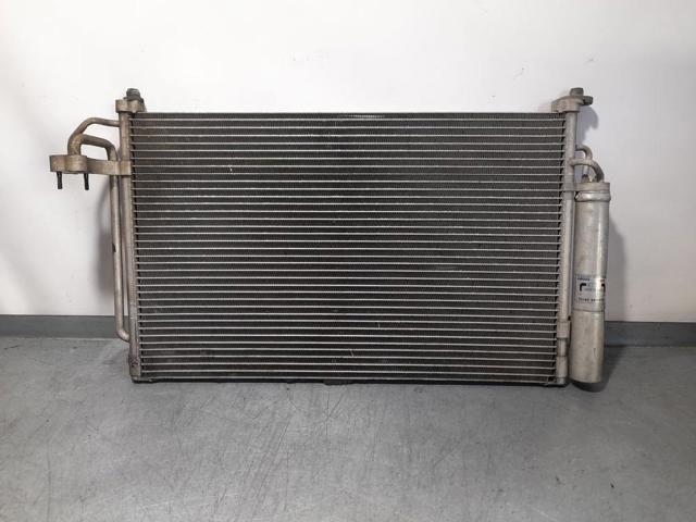 Radiador de aparelho de ar condicionado D301730460 HYUNDAI