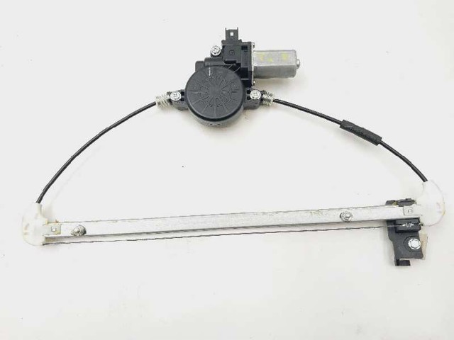 Motor de acionamento de vidro da porta dianteira direita D6515858XB MAZDA